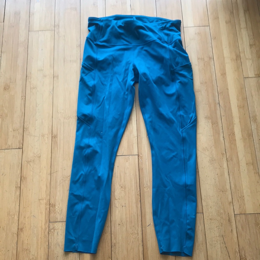 UEC Lululemon fast and free leggings Size 8